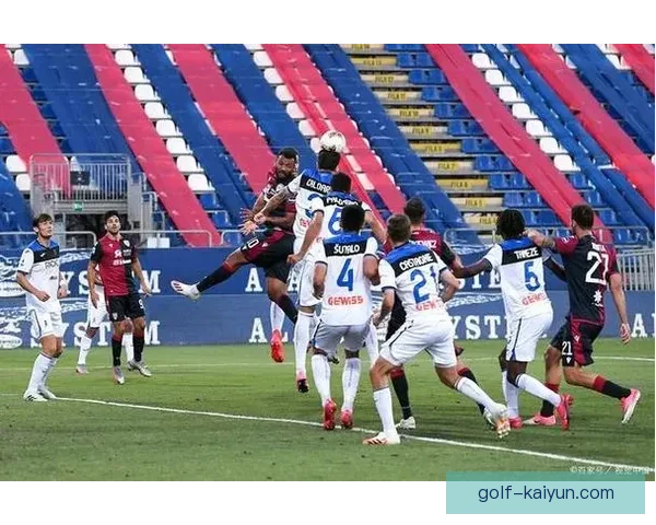 阿尔克马尔战术解析：整体布局与进攻理念的深度分析